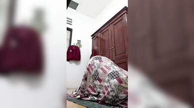 Bokep Indo Abis Sembahyang Malah Bugil Jepit Memek