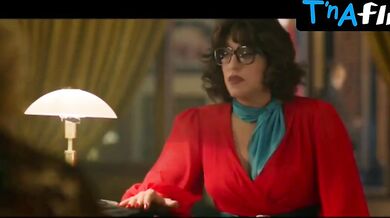 Karina Zvereva Breasts Scene in Prababushka Lyogkogo Povedeniya. Nachalo
