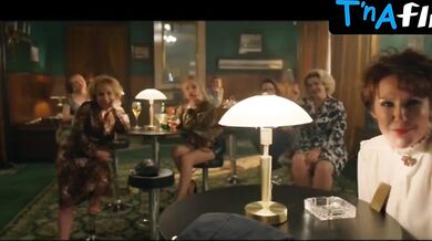 Karina Zvereva Breasts Scene in Prababushka Lyogkogo Povedeniya. Nachalo
