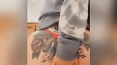 Daydreaming Prisoner Fisting Another 10-27.mp4