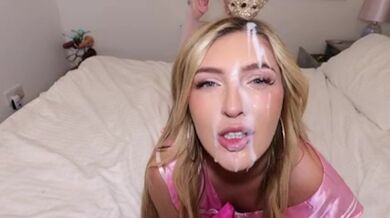 PRINCESS PEACH JOI AND FACIAL SIMULATION