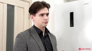 Heeramandi ki Randi - Nazariya ki Maari - Desi Girl Pissing