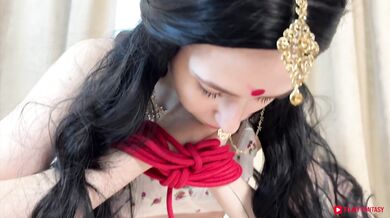 Heeramandi ki Randi - Nazariya ki Maari - Desi Girl Pissing