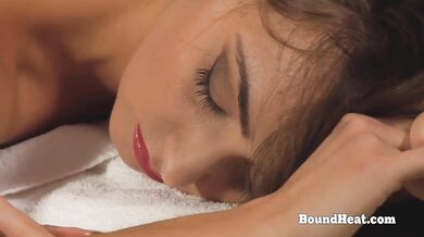 Sexy Lesbian Mistress Enjoys In Fingering And Pussy Licking