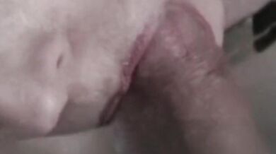 Amateur house wife loves the taste of sperm yum yum!