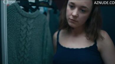 Denisa Baresova Breasts, Underwear Scene in Vlastne Se Nic Nestalo