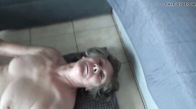 laputain chaise dans le con