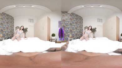 PURITYVR Elena Spanos first anal in VR