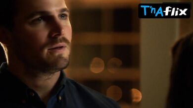 Janina Gavankar Sexy Scene in Satellite Of Love