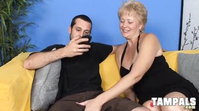 Mature Blonde Sucking Three Dongs at Once