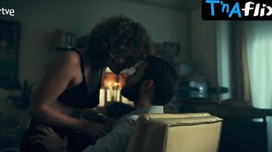 Elena Gallardo Breasts, Underwear Scene in Las Abogadas