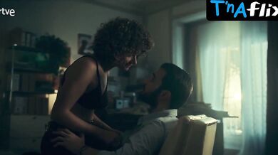 Elena Gallardo Breasts, Underwear Scene in Las Abogadas