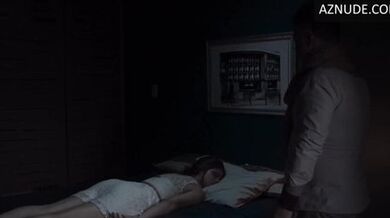 Karla Coronado Sexy Scene in Deseo Deseo