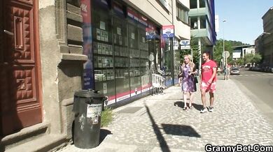 Dude picks up busty blonde granny for cock-riding