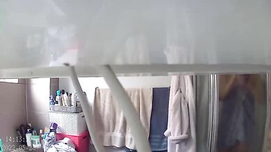 Curly hair taking shower alia bhatt look alike