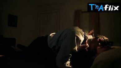 Holliday Grainger Sexy Scene in Bonnie AND Clyde