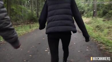 teen-fuck-in-the-woods
