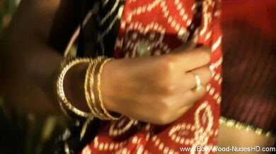 get to know this Indian beauty babe here