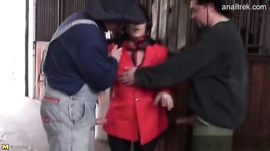 Old bag loves rough cocks