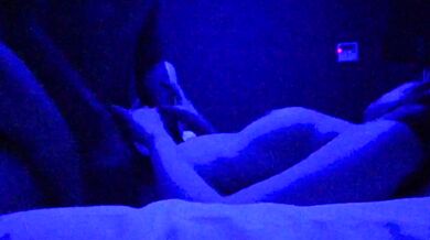 A serious student who is obscene by the light effect of the love hotel.