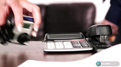 MILF Lauren Taylor Is The Boss When It Comes To Ass Fucking