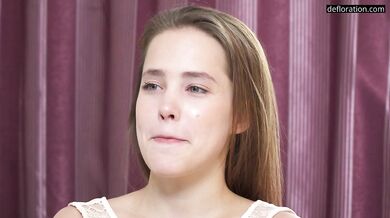 Cute Virgin Teen Getting Fucked For The First Time