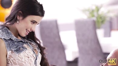 Mature Man Was Very Happy To Have Anal Sex With Hot Mistress