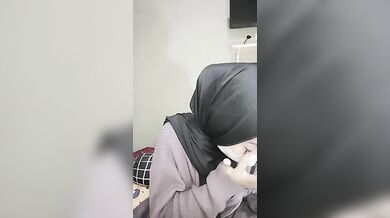 Bokep Indo Jilbab Ania Show Hot Body