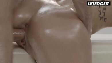 Sexy Brunette Tiffany Tatum Oily Fuck After Massage - LETSDOEIT
