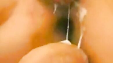 Wer ist diese blonde deutsche Oma? (Very naughty)