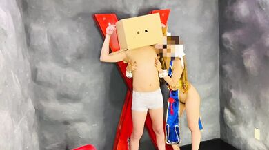 【S女のハロウィン】ムチムチ春麗コスプレでM男を拘◯ふともも足コキ❤️