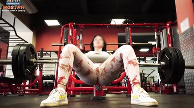 Gym Afhente Dronning Af Røv Træning, Fortalte Hende, at Im Fotograf