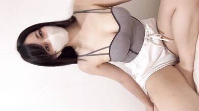【素人個人撮影】男の人の舌みたいなテンガエッグで感じちゃった…(ノーブラ乳首/デカ尻/巨乳/Gカップ/バイブオナニー/下着/ローション/着衣/美女/かわいい/日本人/スマホ自撮り/Japanese