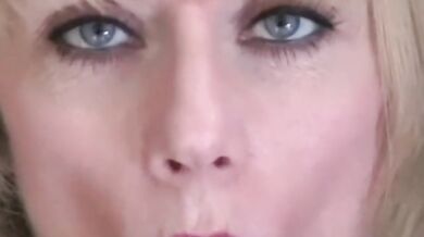 Cheating on her husband with the latest stunt cock