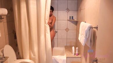 Virtual Sex With Sophia Leone(720p).mp4