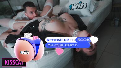 Step mom Mistakenly Came in Step son's Bed and He Unexpectedly Fucks till Covers Face in Cum