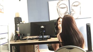 Job interview gets out of hand and I have sex with a milf