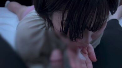 Girl with short hair ejaculates a lot in her mouth