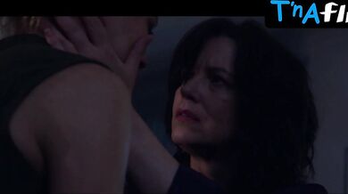 Debbie Rochon Lesbian Scene in Bloody Ballet