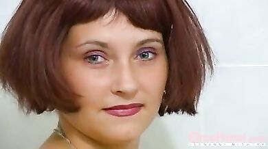 OmaHoteL Grandma and Mature are Playing Together