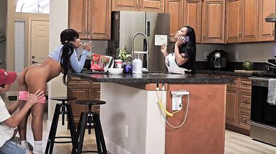 Fucking My Gf in Front of Her Stepmom