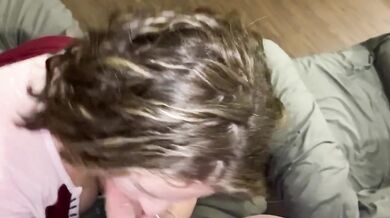 Beautiful slut gets cum facial