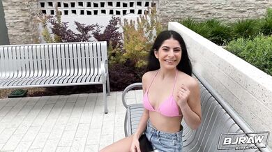 Aiming For Angels Face - Angel Gostosa