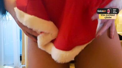 Sexiest Christmas Gift- Lovely ass Lola