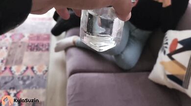 meraklı kargocu , ya meraktan ya da :)