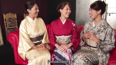 Reiko Kobayakawa along with Akari Asagiri and an additional friend sit around and admire their fashionable Meiji Era kimonos