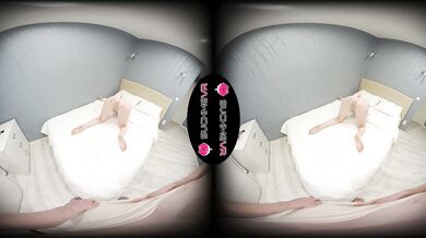 Anna Esman Loves Reverse Cowgirl Riding