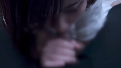 裏すじ攻めフェラも得意な女の子♡cum in mohth blowjob