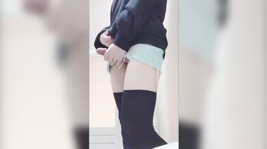 Japanese crossdresser girl fuck herself and cum in bathroom