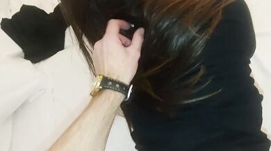 Mi scopo il portiere dell'hotel in un piccolo viaggio a Roma. Dialoghi ITA.